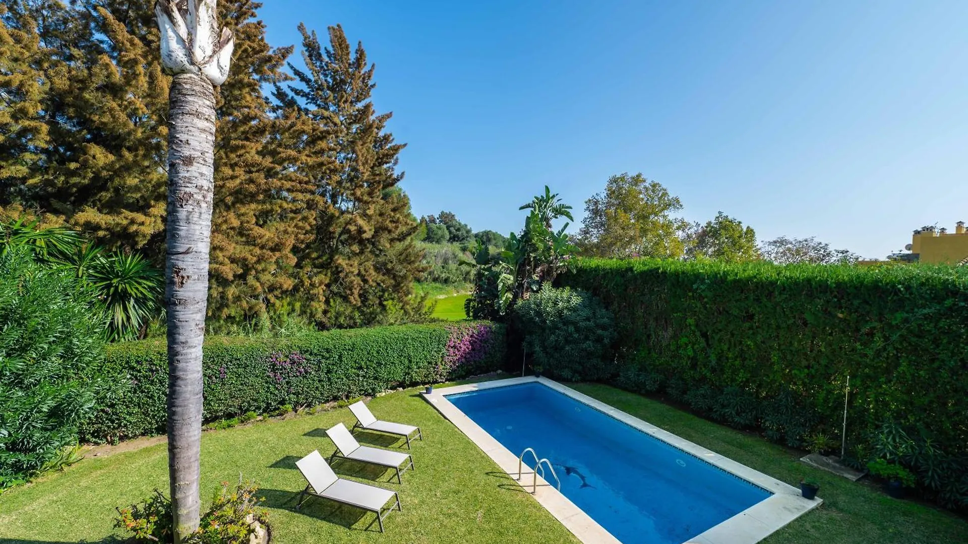Villa In Marbella With Golf Views